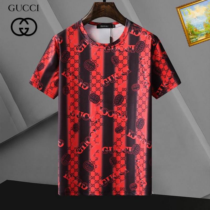 Gucci Men's T-shirts 148